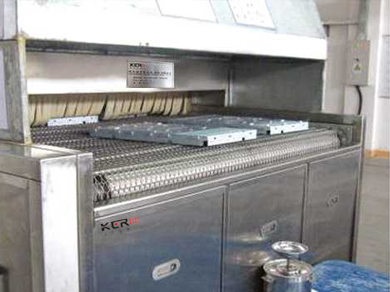 實驗室小型超聲波清洗機(jī)的使用